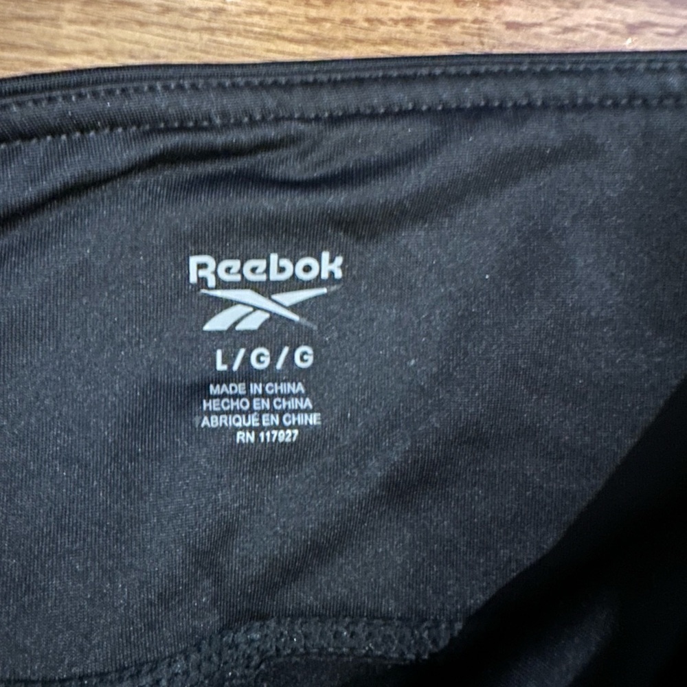 2 Reebok Joggers - Picture 4 of 5